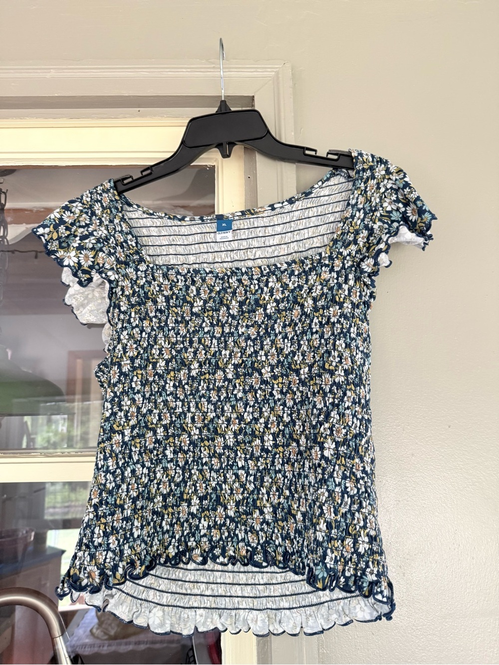 Old Navy Blue Floral Smocked Crop Top